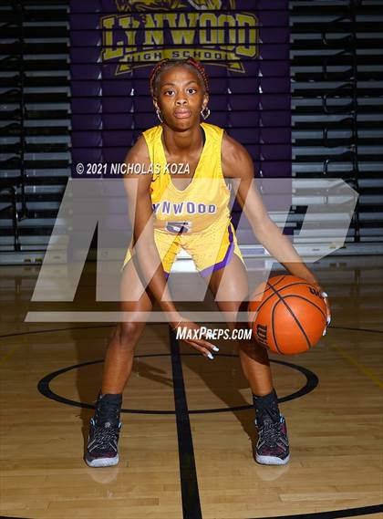 Thumbnail 3 in Lynwood Varsity Basketball Photo Shoot photogallery.