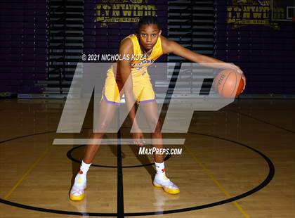 Thumbnail 3 in Lynwood Varsity Basketball Photo Shoot photogallery.