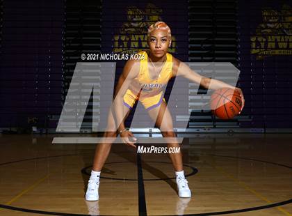 Thumbnail 1 in Lynwood Varsity Basketball Photo Shoot photogallery.