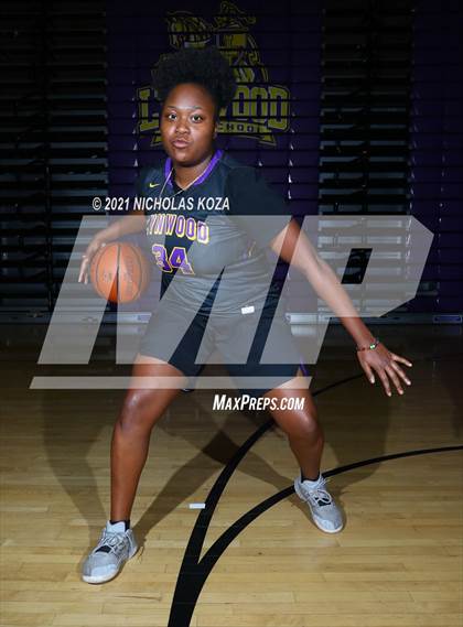 Thumbnail 2 in Lynwood Varsity Basketball Photo Shoot photogallery.