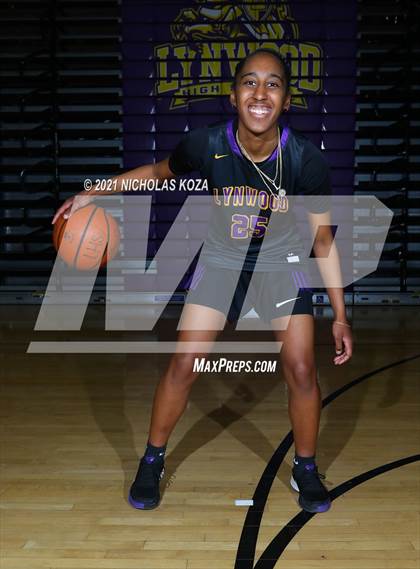 Thumbnail 2 in Lynwood Varsity Basketball Photo Shoot photogallery.