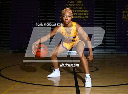 Thumbnail 2 in Lynwood Varsity Basketball Photo Shoot photogallery.