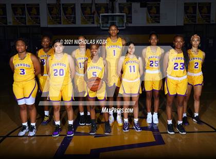 Thumbnail 2 in Lynwood Varsity Basketball Photo Shoot photogallery.