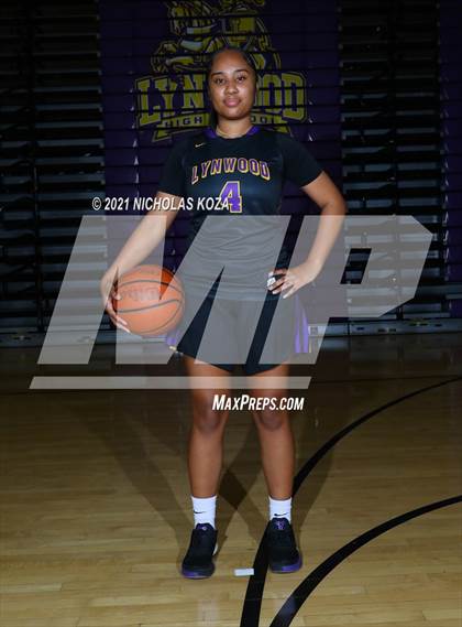 Thumbnail 3 in Lynwood Varsity Basketball Photo Shoot photogallery.