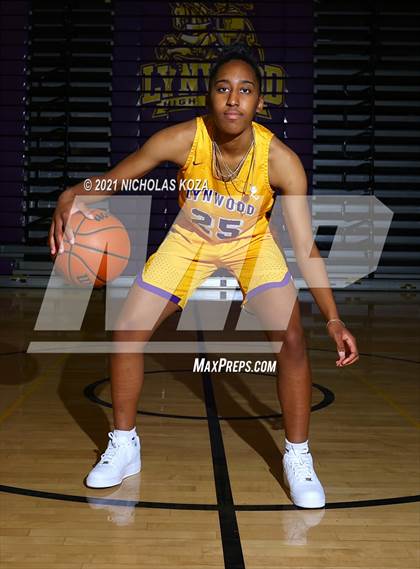 Thumbnail 2 in Lynwood Varsity Basketball Photo Shoot photogallery.