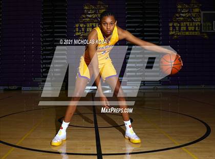 Thumbnail 1 in Lynwood Varsity Basketball Photo Shoot photogallery.