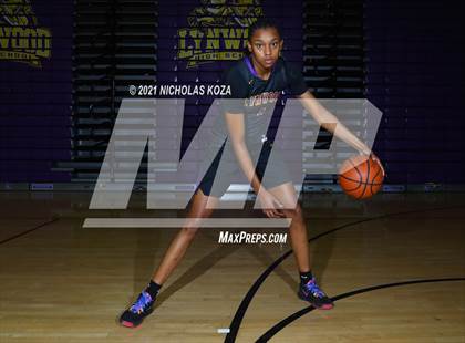 Thumbnail 2 in Lynwood Varsity Basketball Photo Shoot photogallery.