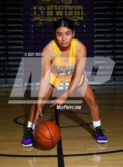 Thumbnail 2 in Lynwood Varsity Basketball Photo Shoot photogallery.