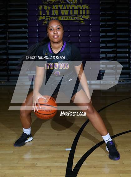 Thumbnail 1 in Lynwood Varsity Basketball Photo Shoot photogallery.