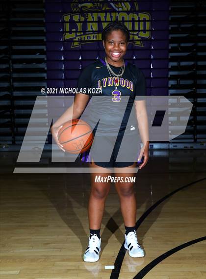 Thumbnail 3 in Lynwood Varsity Basketball Photo Shoot photogallery.