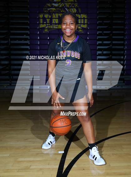 Thumbnail 2 in Lynwood Varsity Basketball Photo Shoot photogallery.
