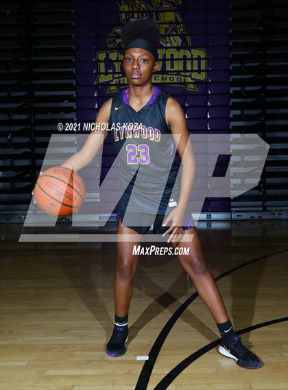 Thumbnail 3 in Lynwood Varsity Basketball Photo Shoot photogallery.