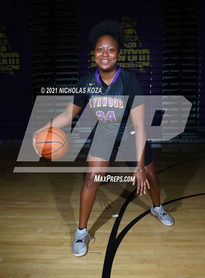 Thumbnail 2 in Lynwood Varsity Basketball Photo Shoot photogallery.