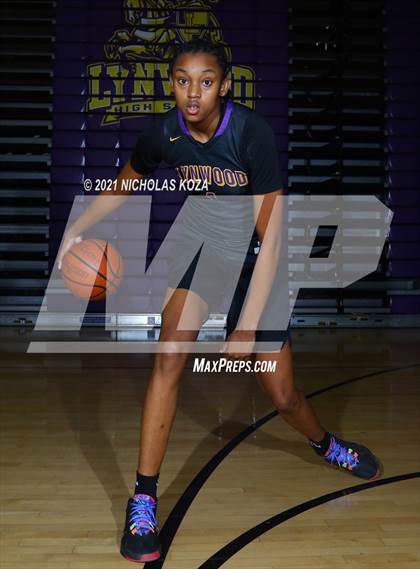 Thumbnail 3 in Lynwood Varsity Basketball Photo Shoot photogallery.