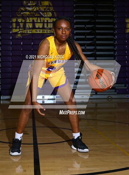 Thumbnail 3 in Lynwood Varsity Basketball Photo Shoot photogallery.