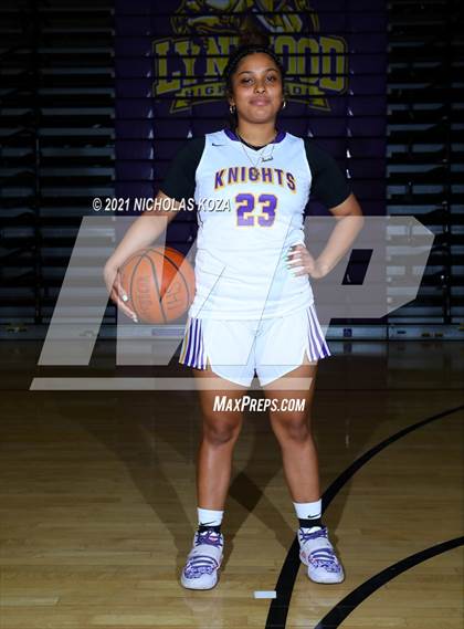 Thumbnail 1 in Lynwood Varsity Basketball Photo Shoot photogallery.