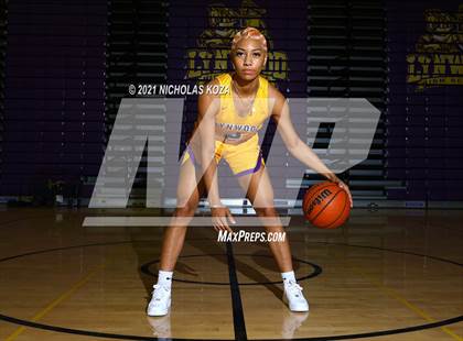 Thumbnail 1 in Lynwood Varsity Basketball Photo Shoot photogallery.