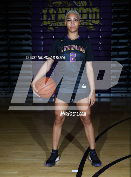 Thumbnail 2 in Lynwood Varsity Basketball Photo Shoot photogallery.