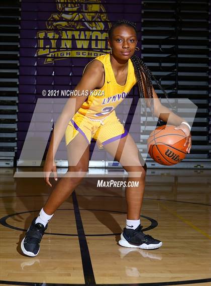 Thumbnail 3 in Lynwood Varsity Basketball Photo Shoot photogallery.