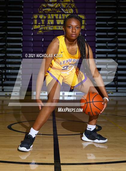 Thumbnail 2 in Lynwood Varsity Basketball Photo Shoot photogallery.