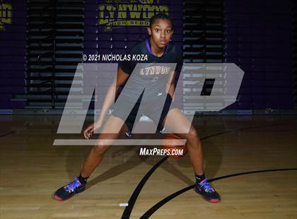 Thumbnail 2 in Lynwood Varsity Basketball Photo Shoot photogallery.