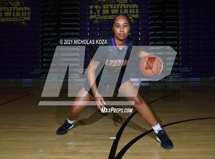 Thumbnail 1 in Lynwood Varsity Basketball Photo Shoot photogallery.