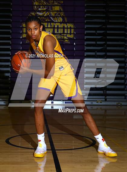Thumbnail 3 in Lynwood Varsity Basketball Photo Shoot photogallery.