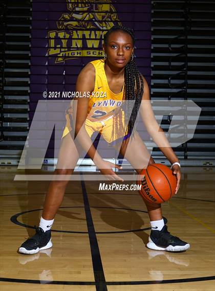 Thumbnail 2 in Lynwood Varsity Basketball Photo Shoot photogallery.