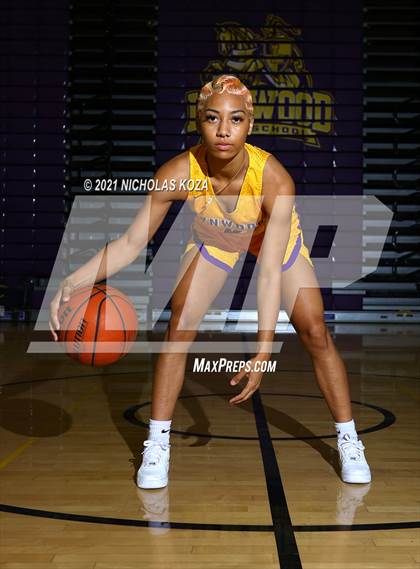 Thumbnail 3 in Lynwood Varsity Basketball Photo Shoot photogallery.
