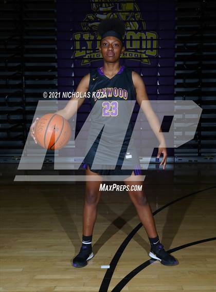 Thumbnail 3 in Lynwood Varsity Basketball Photo Shoot photogallery.