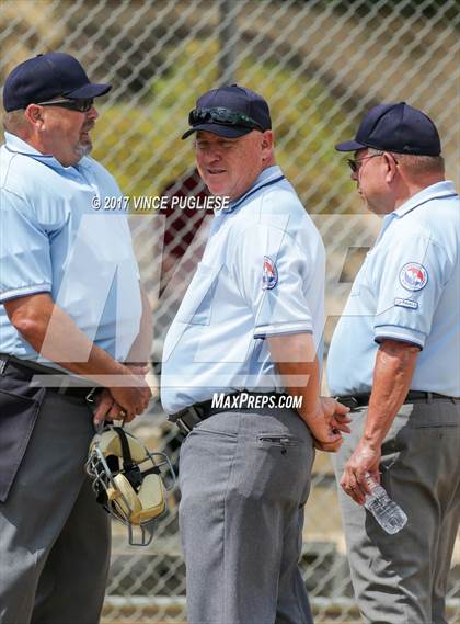 Thumbnail 1 in Godinez vs. Alemany (CIF SS D5 Quarterfinal) photogallery.