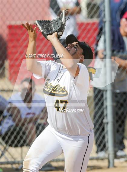Thumbnail 2 in Godinez vs. Alemany (CIF SS D5 Quarterfinal) photogallery.