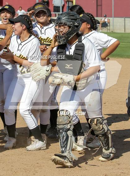 Thumbnail 2 in Godinez vs. Alemany (CIF SS D5 Quarterfinal) photogallery.