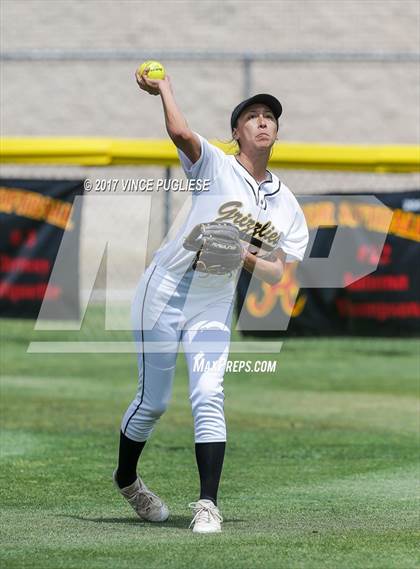 Thumbnail 2 in Godinez vs. Alemany (CIF SS D5 Quarterfinal) photogallery.