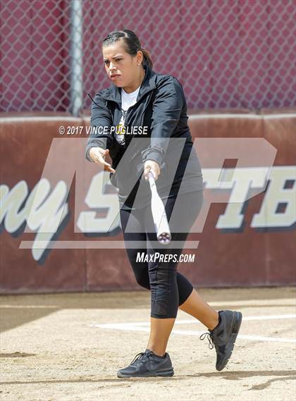 Thumbnail 1 in Godinez vs. Alemany (CIF SS D5 Quarterfinal) photogallery.