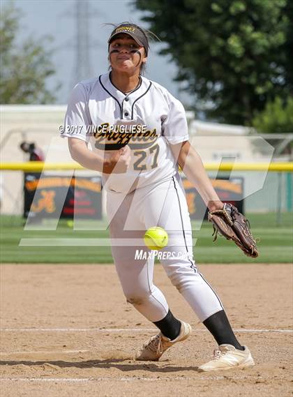 Thumbnail 3 in Godinez vs. Alemany (CIF SS D5 Quarterfinal) photogallery.