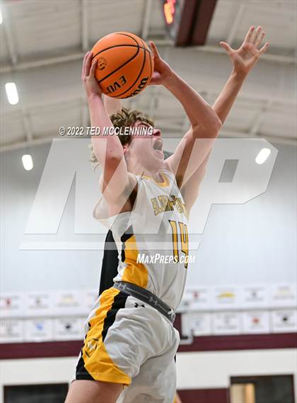 Thumbnail 3 in  Sloan-Hendrix vs Marshall (AAA 2A Regional) photogallery.