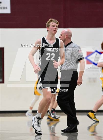 Thumbnail 2 in  Sloan-Hendrix vs Marshall (AAA 2A Regional) photogallery.