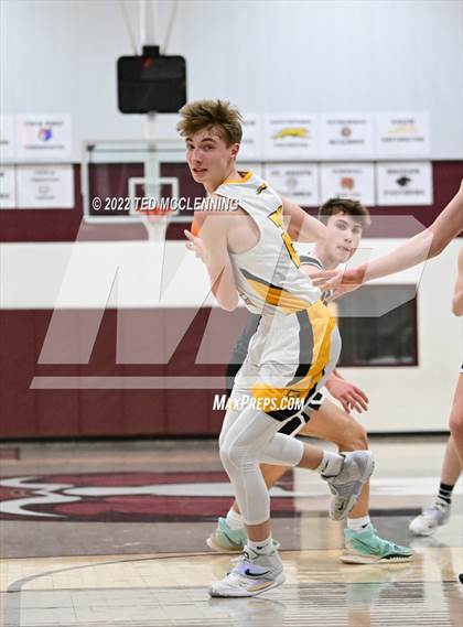 Thumbnail 3 in  Sloan-Hendrix vs Marshall (AAA 2A Regional) photogallery.