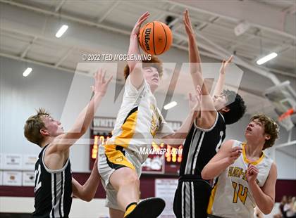 Thumbnail 3 in  Sloan-Hendrix vs Marshall (AAA 2A Regional) photogallery.