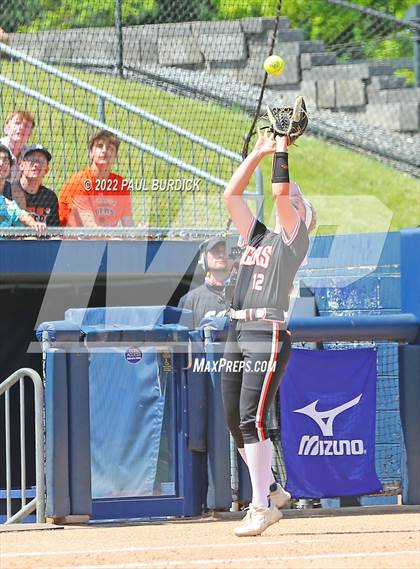 Thumbnail 1 in Clearfield vs. Tunkhannock (PIAA 4A Championship) photogallery.