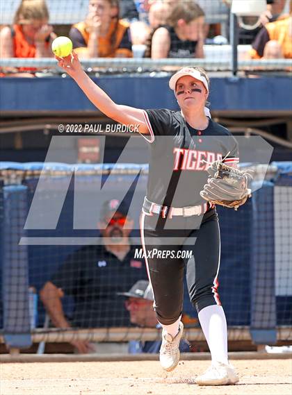 Thumbnail 1 in Clearfield vs. Tunkhannock (PIAA 4A Championship) photogallery.