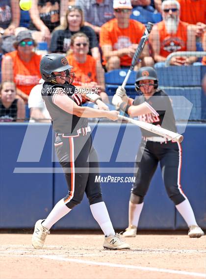 Thumbnail 2 in Clearfield vs. Tunkhannock (PIAA 4A Championship) photogallery.
