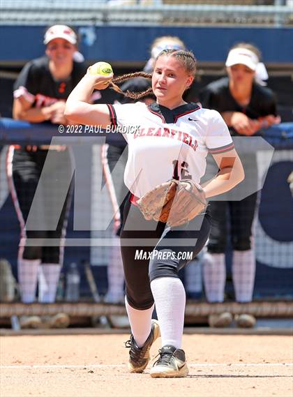 Thumbnail 3 in Clearfield vs. Tunkhannock (PIAA 4A Championship) photogallery.
