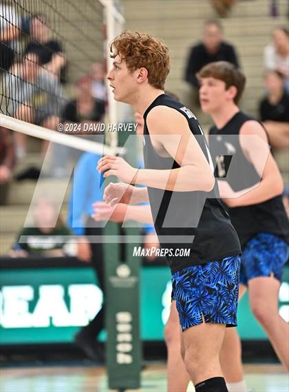 Thumbnail 3 in Highlands Ranch vs Bear Creek photogallery.