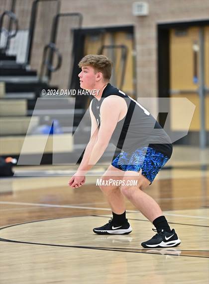 Thumbnail 1 in Highlands Ranch vs Bear Creek photogallery.