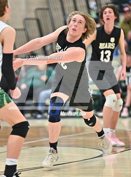 Thumbnail 3 in Highlands Ranch vs Bear Creek photogallery.