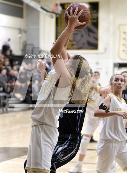 Thumbnail 2 in Villa Park @ Foothill photogallery.