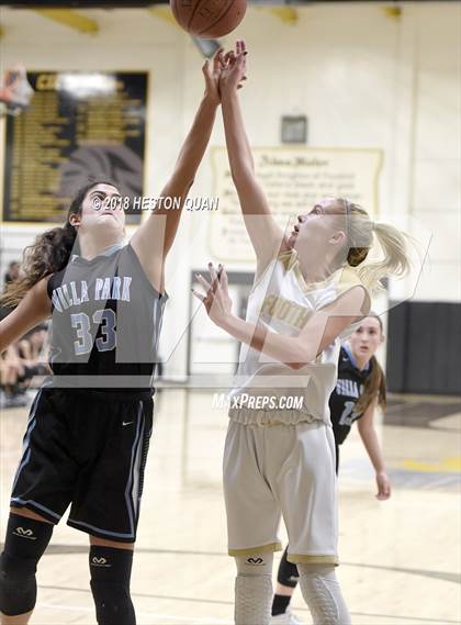 Thumbnail 1 in Villa Park @ Foothill photogallery.