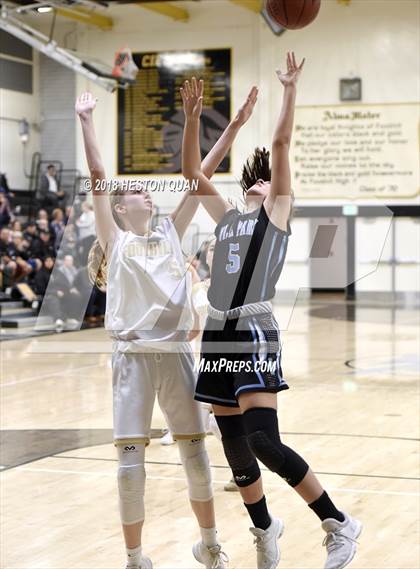 Thumbnail 1 in Villa Park @ Foothill photogallery.